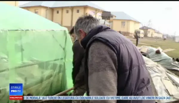 Elevii români au șansa să învețe agricultură de la portughezi. Unii au fost fascinați de tehnologia lor