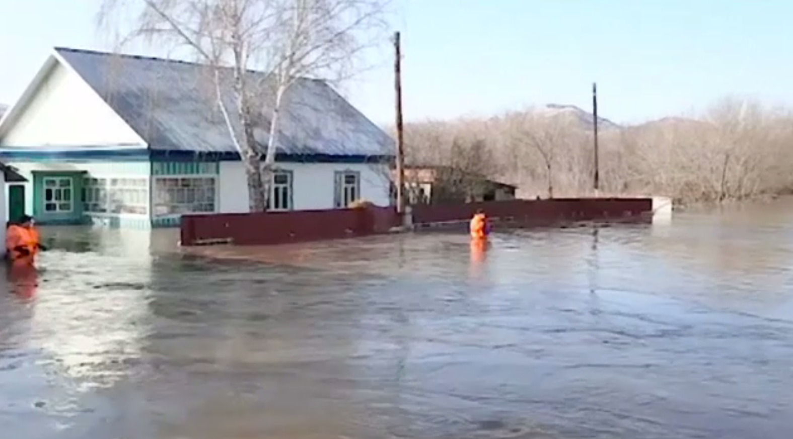 Inundații puternice în Rusia. Peste 1.500 de oameni au fost evacuați