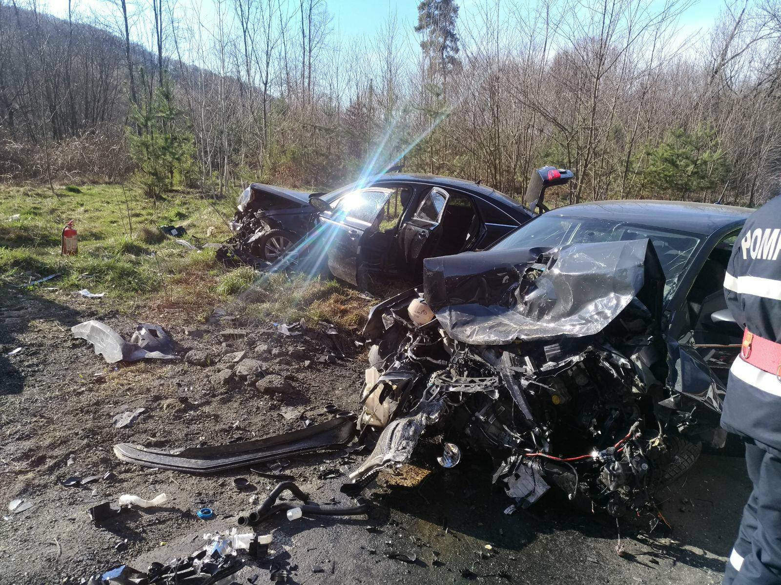 Accident grav petrecut în județul Vâlcea: Cinci victime, printre care un copil de doi ani