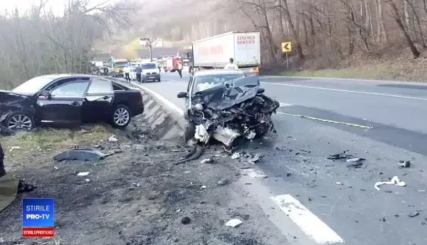 Accident grav petrecut în județul Vâlcea: Cinci victime, printre care un copil de doi ani