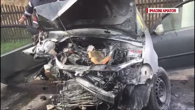 Accident grav cu o mașină în care se aflau înghesuiți 4 copii și 4 adulți