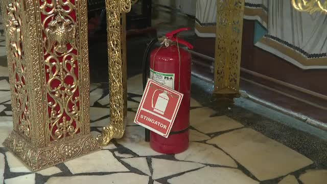 Măsuri de siguranţă în biserici de Înviere. "Bărbaţii ies prin altar, femeile pe uşă"