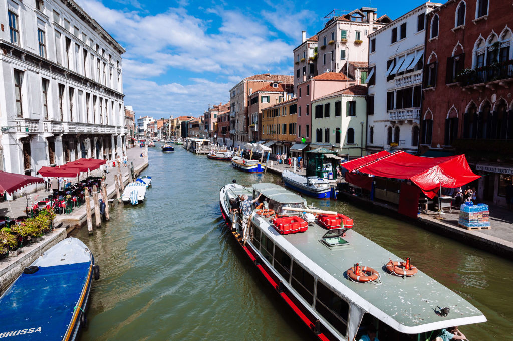 Experiment în Veneția: vapoarele vor funcționa cu ulei pentru gătit