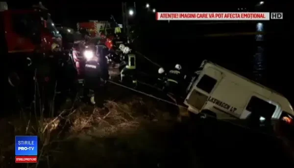 ANIMAȚIE GRAFICĂ. Cum s-a produs accidentul din Neamț, în care au murit 9 oameni
