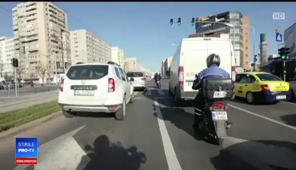 Paramedici SMURD pe motociclete, în Capitală. Ne pregătim să ajungem cât mai repede