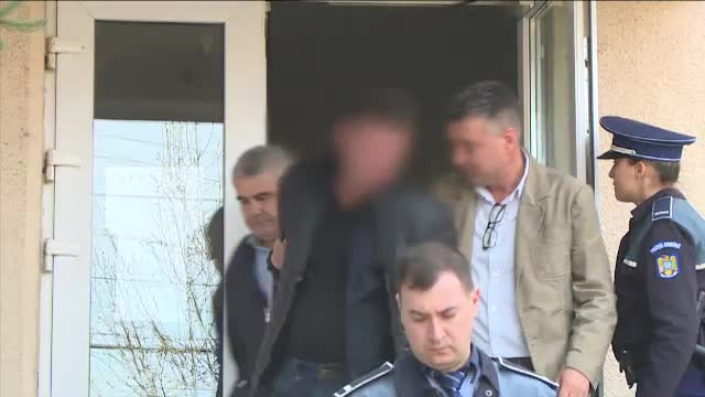 Piromanul care a incendiat 8 maşini spunea că are o relaţie cu Melania Trump şi e căutat de Mafie