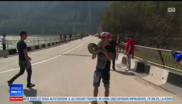 Clisura Dunării, plină de turişti chiar înainte să înceapă sezonul oficial