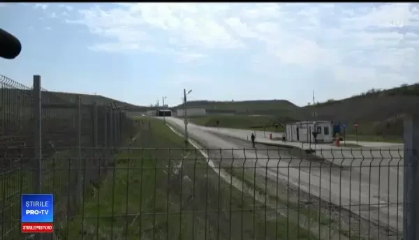 Trei muncitori intoxicați cu substanțe necunoscute la groapa ecologică de gunoi din Mureș