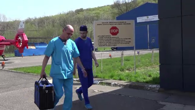 Primul transplant de inimă din România, după 9 luni de aşteptări. Pacientul, un bărbat din Galaţi