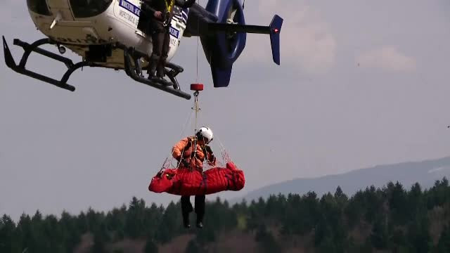 Trupurile celor 3 turiști dispăruți în Munții Făgăraș, recuperate de salvatori