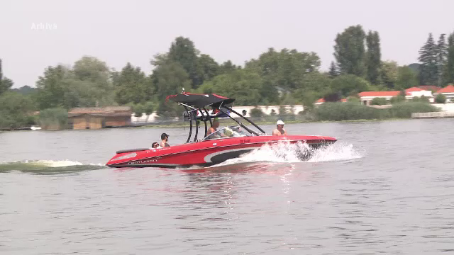 Curse ilegale cu bărcile, pe lacul Snagov. Amenzile, contestate și anulate