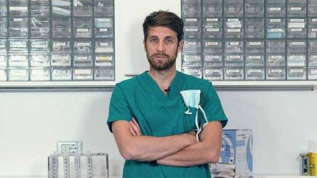 O româncă a murit în Italia după un calvar de 9 luni. Intervenția banală suferită