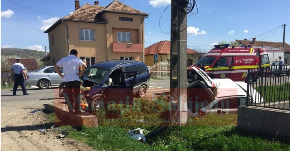 Șapte răniți, printre care și 4 copii, în urma unui accident rutier în Sălaj
