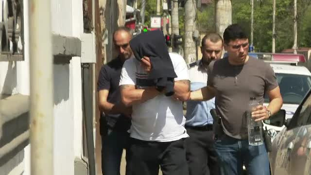 Bărbatul care a călcat o fetiţă pe trecere în Capitală, reţinut. Este recidivist