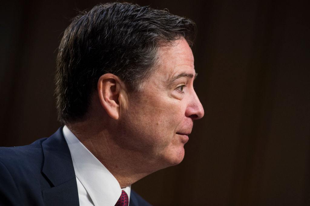 Trump l-a făcut "gunoi mincinos" pe fostul şef FBI, după ce a aflat că l-a anchetat