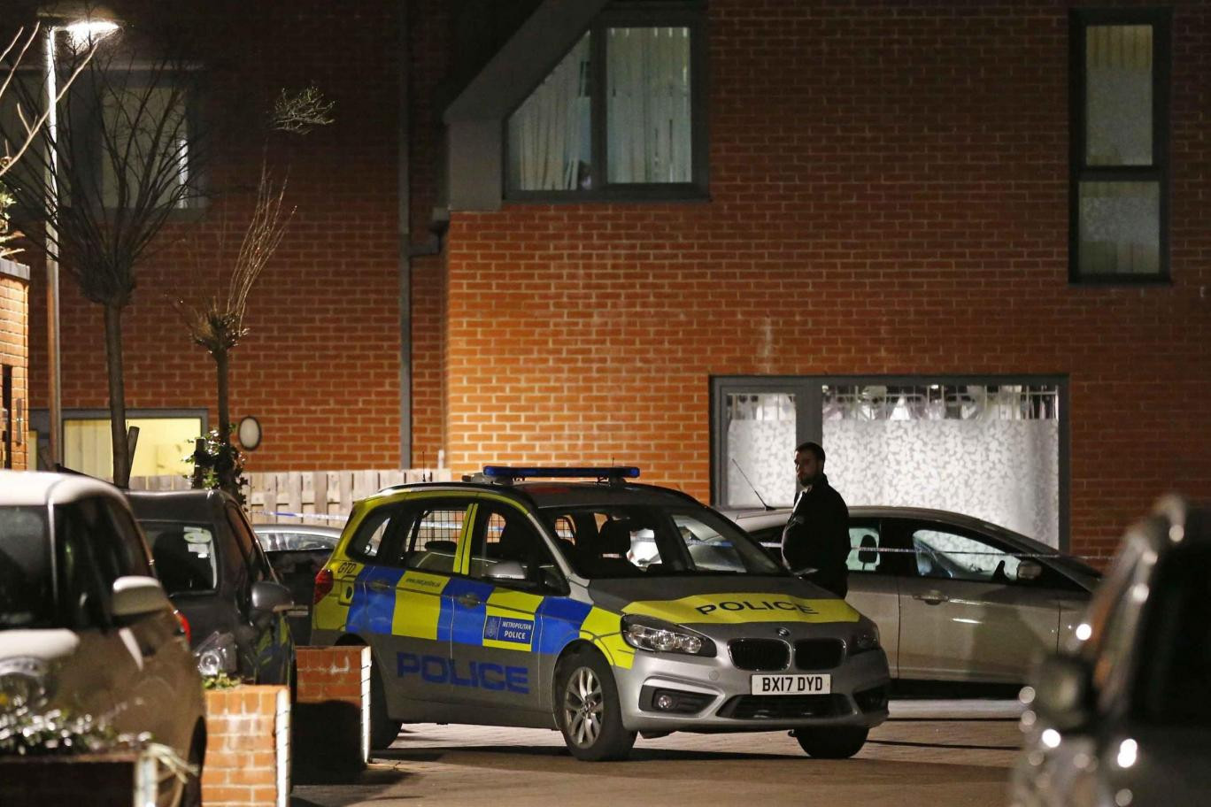 Român de 20 de ani ucis în apartamentul lui din Londra. Tânărul devenise tată acum 6 luni