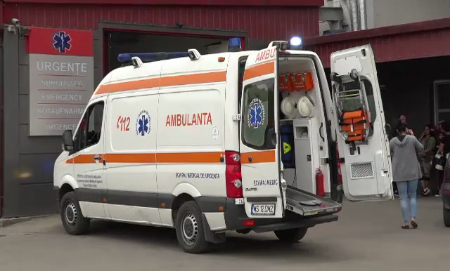 Un tânăr a fost înjunghiat mortal, în inimă, la discoteca dintr-un sat din Iași