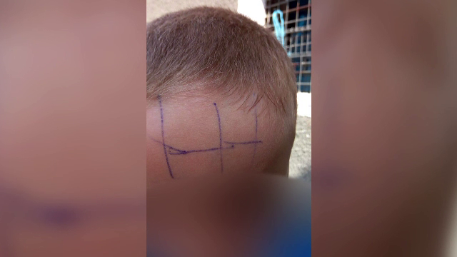 Scuza educatoarei din Gorj care a umilit un copil în clasă, după ce i-a scris pe frunte cu pixul