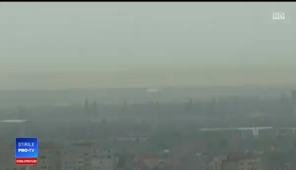 Alertă în vestul țării din cauza norului de praf saharian. Până când va rămâne în atmosferă