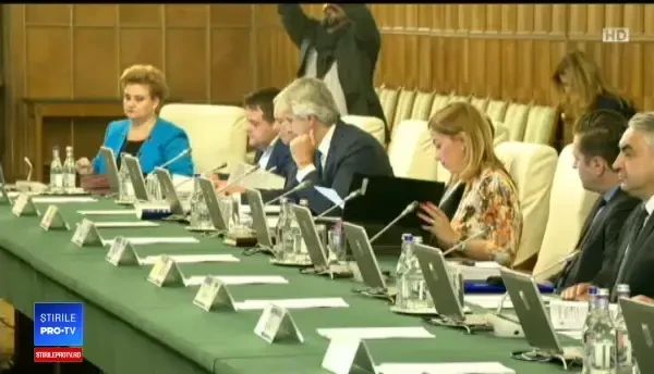 Scandalul pensiilor continuă. Planul anunțat de Eugen Teorodovici pentru Pilonul 2