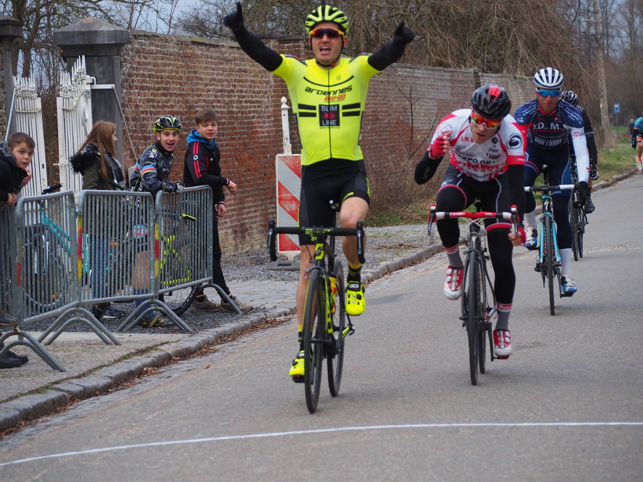 Un campion belgian la ciclism a murit la 25 de ani. Mesajul transmis de tatăl său