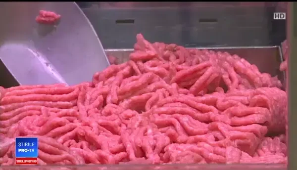 România nu reușește să acopere necesarul de carne de porc. De unde provin importurile