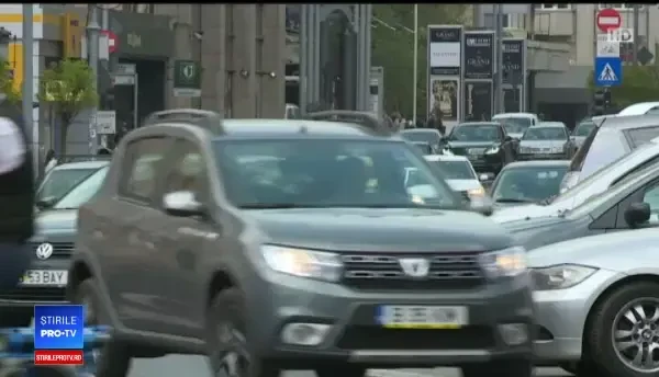 Șoferii din București pierd 24 de zile pe an căutând loc de parcare. Soluția Primăriei Sector 5