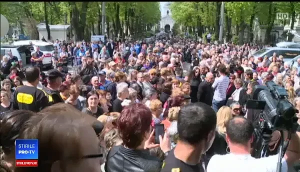 Ionela Prodan a fost înmormântată. Gigi Becali: Important e unde pleci