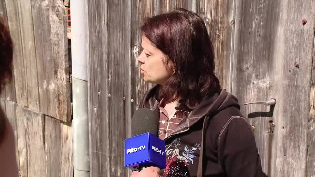 Un bărbat și-a torturat și ucis vecinul, pentru că s-ar fi uitat la soția lui