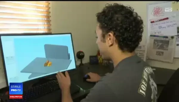 Un român fără un braţ a primit ajutor de la un adolescent american