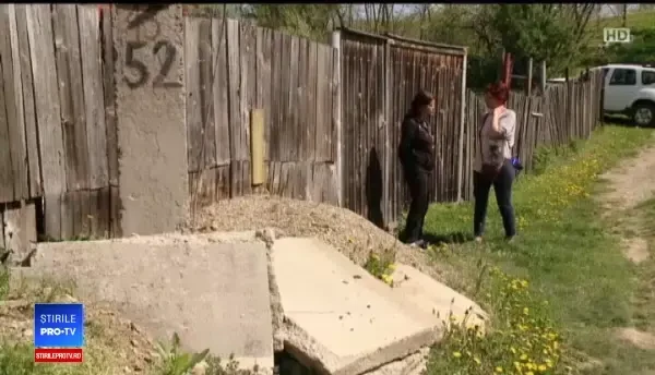 Un bărbat și-a torturat și ucis vecinul, pentru că s-ar fi uitat la soția lui