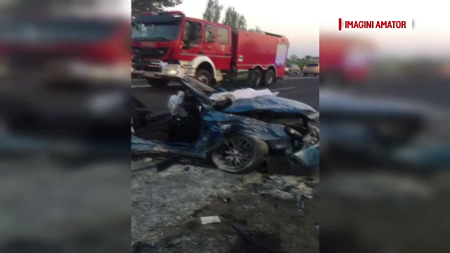 Bilanțul accidentului înfiorător de pe DN1. Două mașini s-au ciocnit frontal