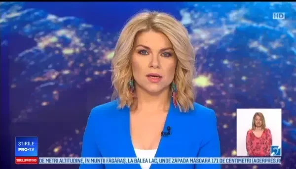 Momentul în care un hoț fură telefonul unei secretare din Cluj Napoca chiar în timpul serviciului