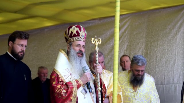 ÎPS Teofan declanșează operatiunea ”referendumul”. ”Doamne ferește să lipsiți” și ”aduceți câte 50 de persoane”