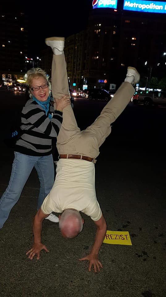 protestatari in Piata Victoriei