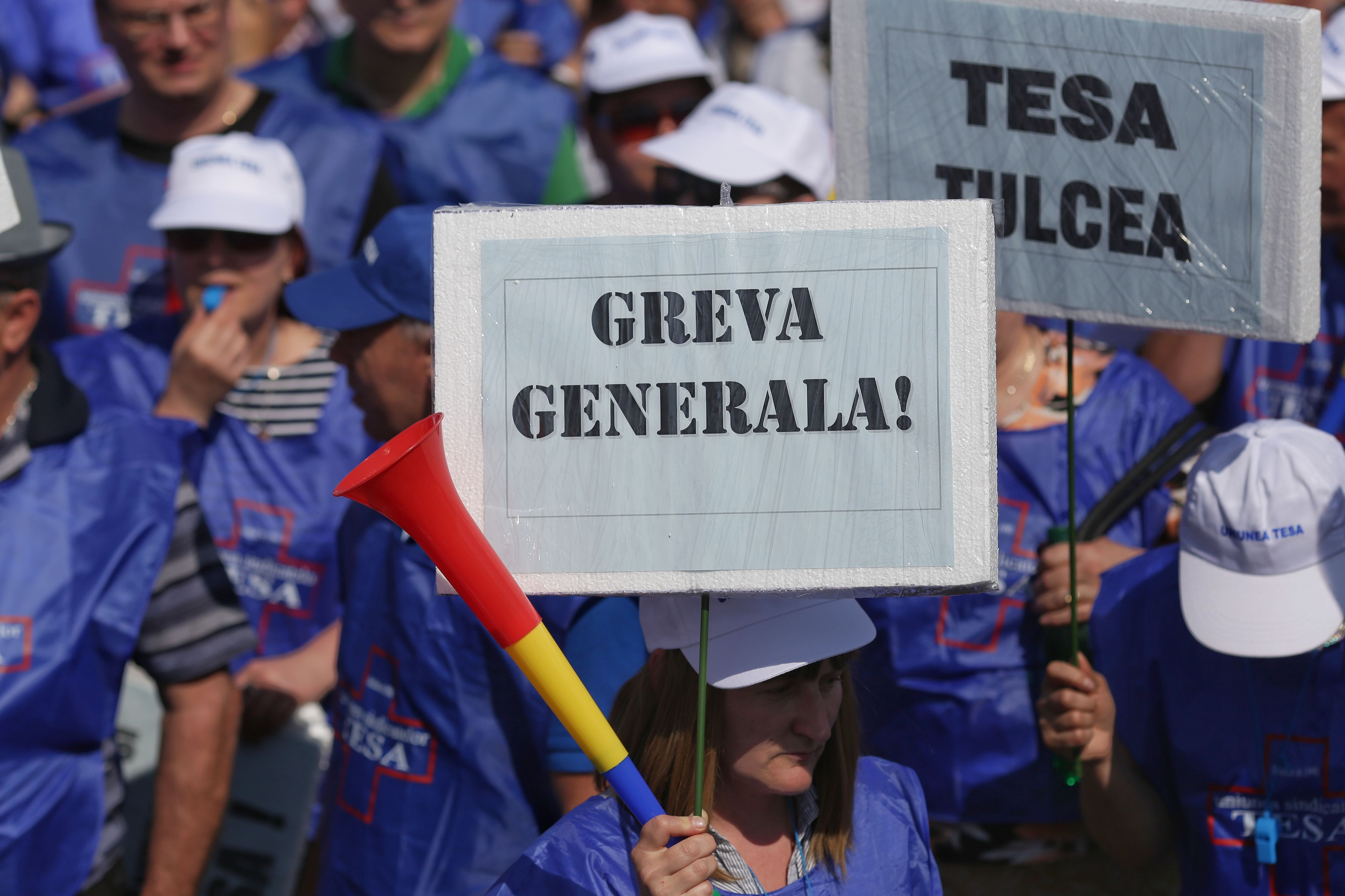 Lider SANITAS: Suntem epuizaţi de muncă, în timp ce alţi bugetari nici nu s-au întors din vacanţe. În februarie va fi grevă