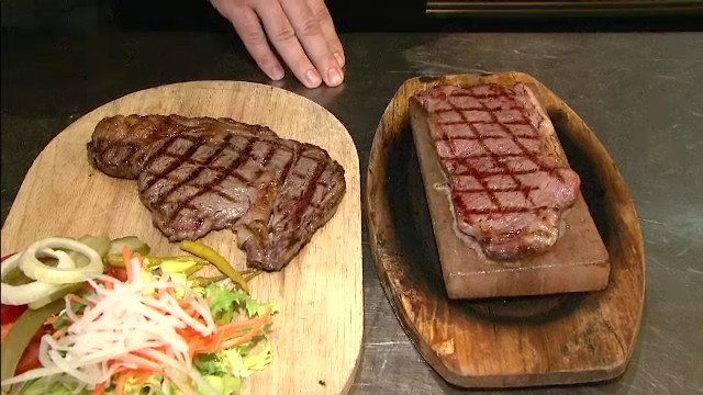 Importăm carne de vită din Argentina sau Japonia. Un kg de vită Kobe costă 4500 de lei
