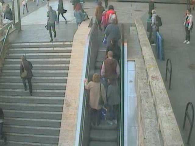 caz furt metrou