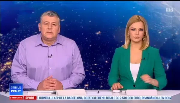 Tânăr salvat în ultima clipă după ce a rămas blocat cu caiacul pe un râu