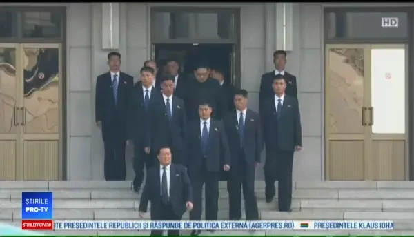 Summit istoric între Coreea de Nord și de Sud. Kim Jong-un, însoțit de sora lui