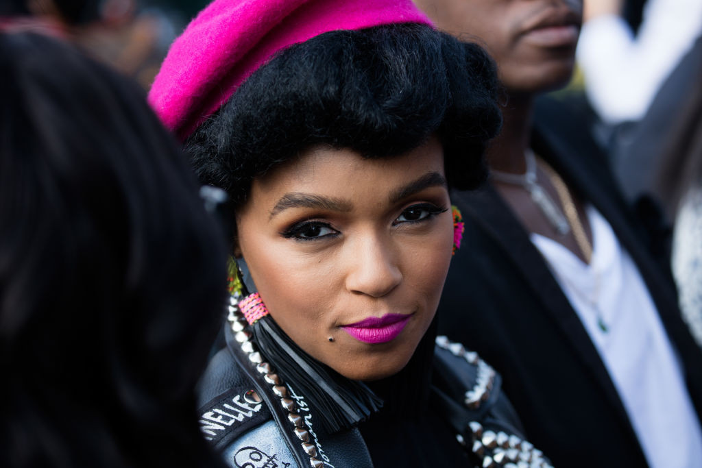 Cântăreața Janelle Monae se declară pansexuală. Artiștii care îi împărtășesc orientarea