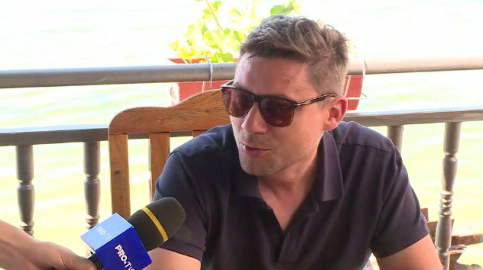 Românii mănâncă în Bulgaria, apoi se întorc în Mamaia și Vama Veche la distracție