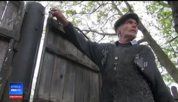 Un bătrân a fost bătut și jefuit de doi tineri de 14 și 16 ani: ”M-au lovit”