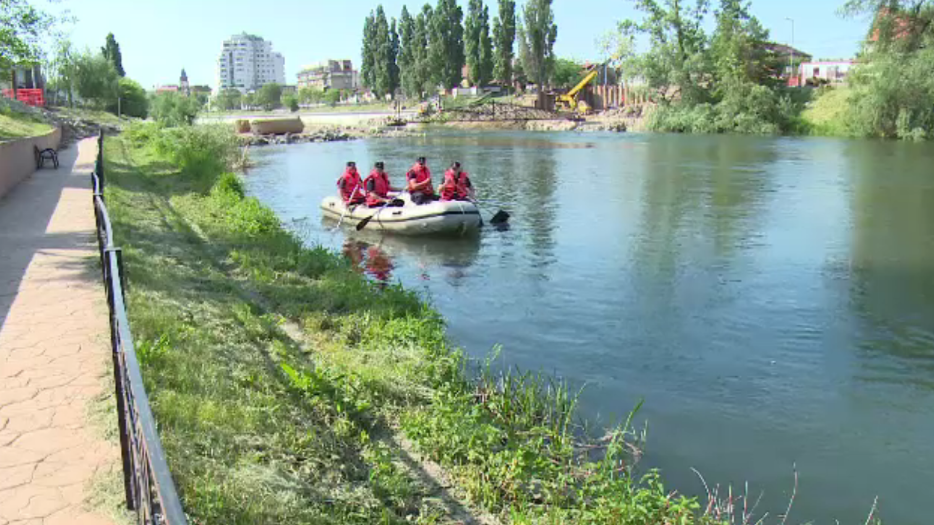 Trupul profesorului înecat în Crișul Repede, în continuare de negăsit