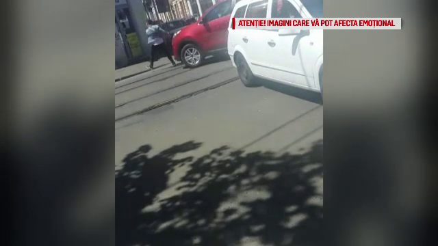 Șoferul din Capitală care a luat intenționat pe capotă un adolescent riscă până la 10 ani de închisoare