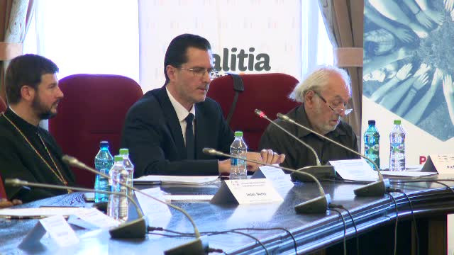Referendum pentru redefinirea familiei, pe 10 iunie. Ministrul Deneş: "Va fi duminica luminată"