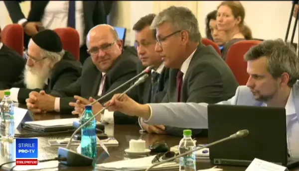 Referendum pentru redefinirea familiei, pe 10 iunie. Ministrul Deneş: