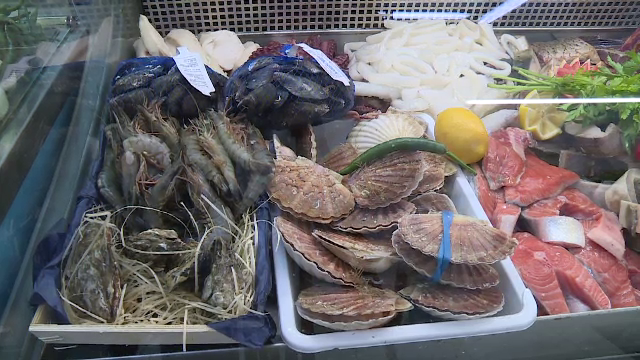 Racii, vedetele unui festival culinar din Brăila. Consumul fructelor de mare a crescut