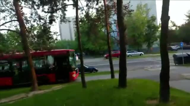 Autobuz scăpat de sub control, în timp ce şoferul plecase la WC. Pe cine a lăsat la volan