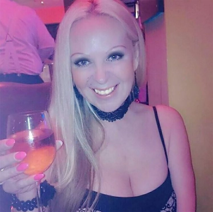 Răspunsul jignitor primit de o tânără, după ce a aplicat pentru un job. ”E dezgustător”